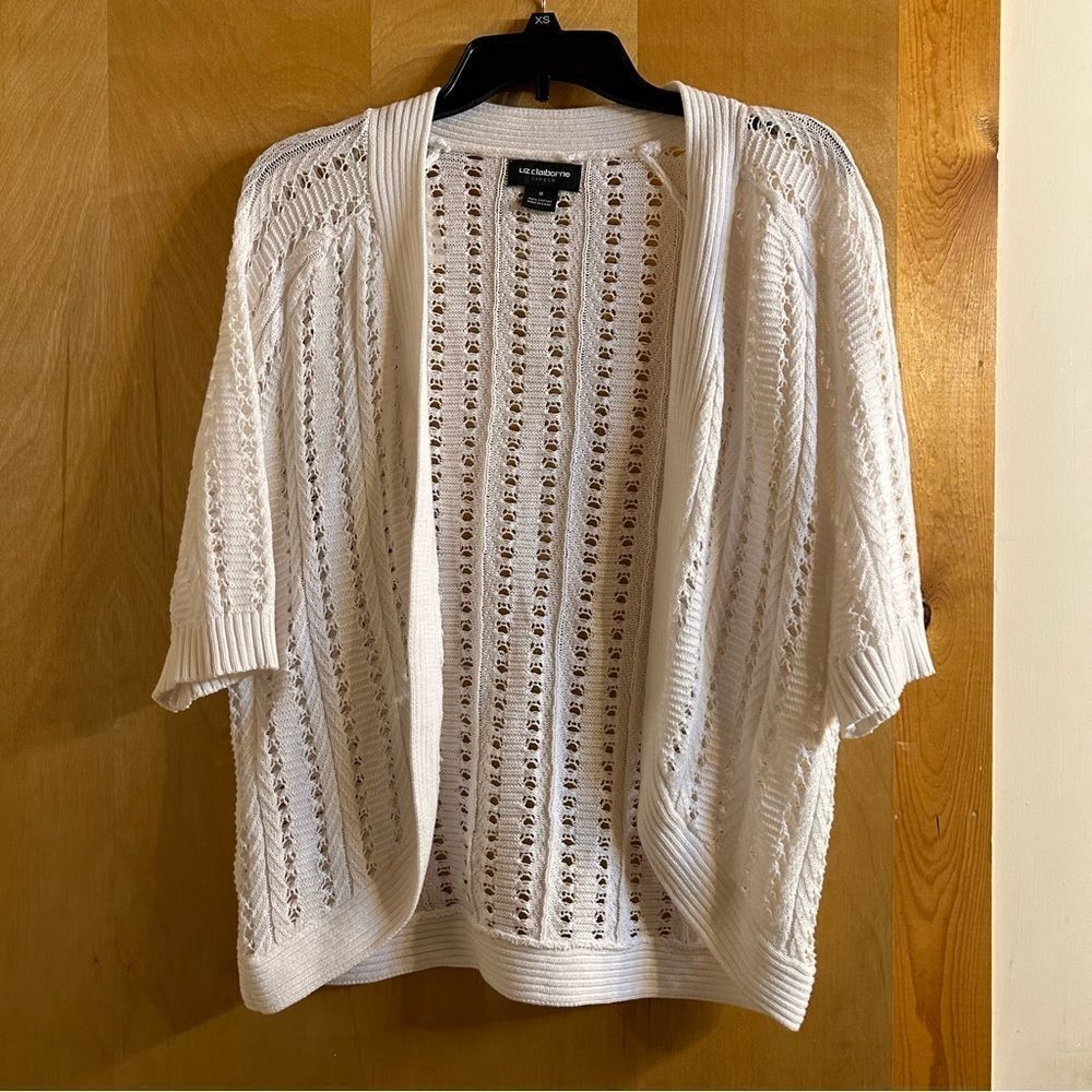 White Liz Claiborne Medium ladies cardigan with 3/4 sleeves
